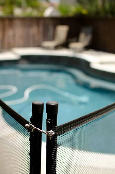 Tela para cercar piscina